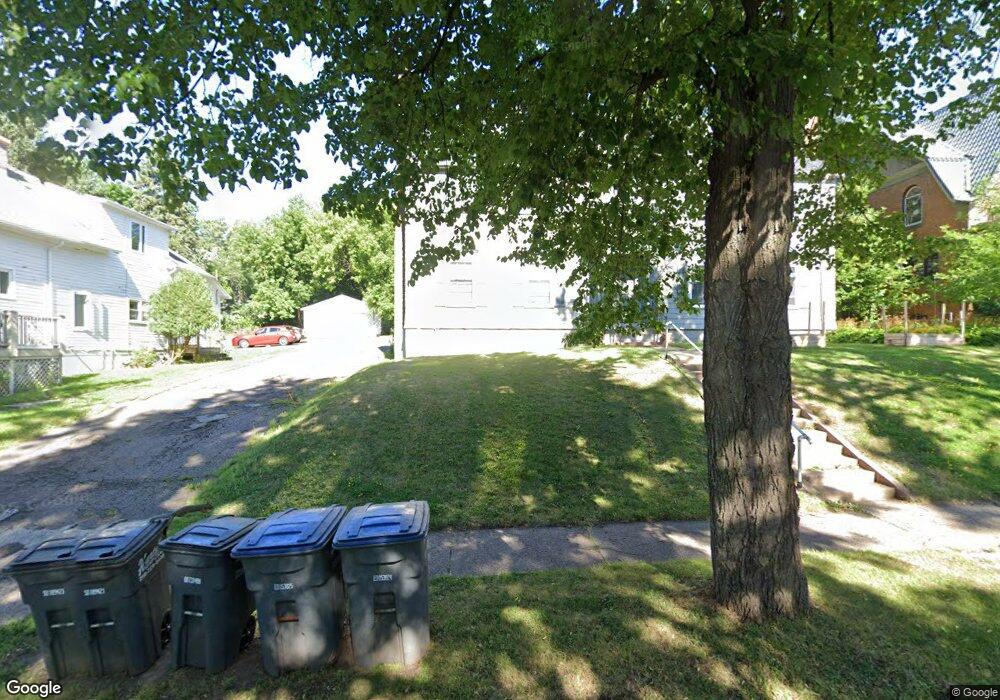 2011 E 1st St, Duluth, MN 55812 - photo 1