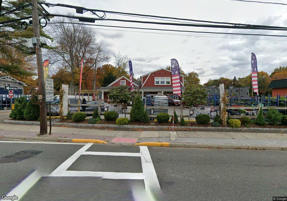 489 Tappan Rd, Northvale, NJ 07647 - photo 1