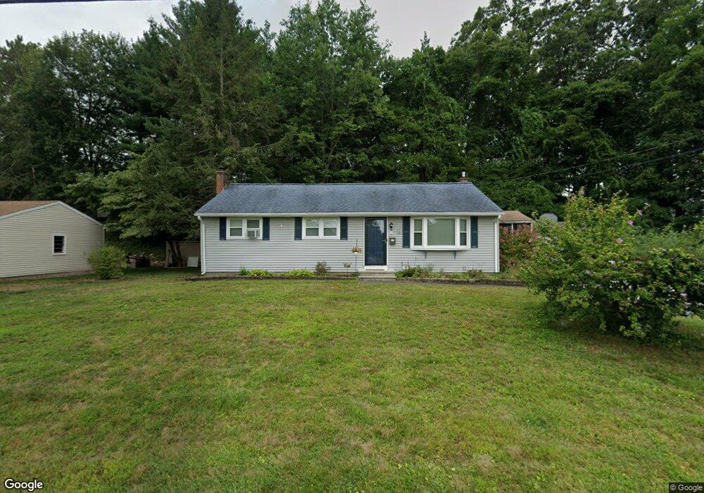 5 Queen St, Enfield, CT 06082 - photo 1