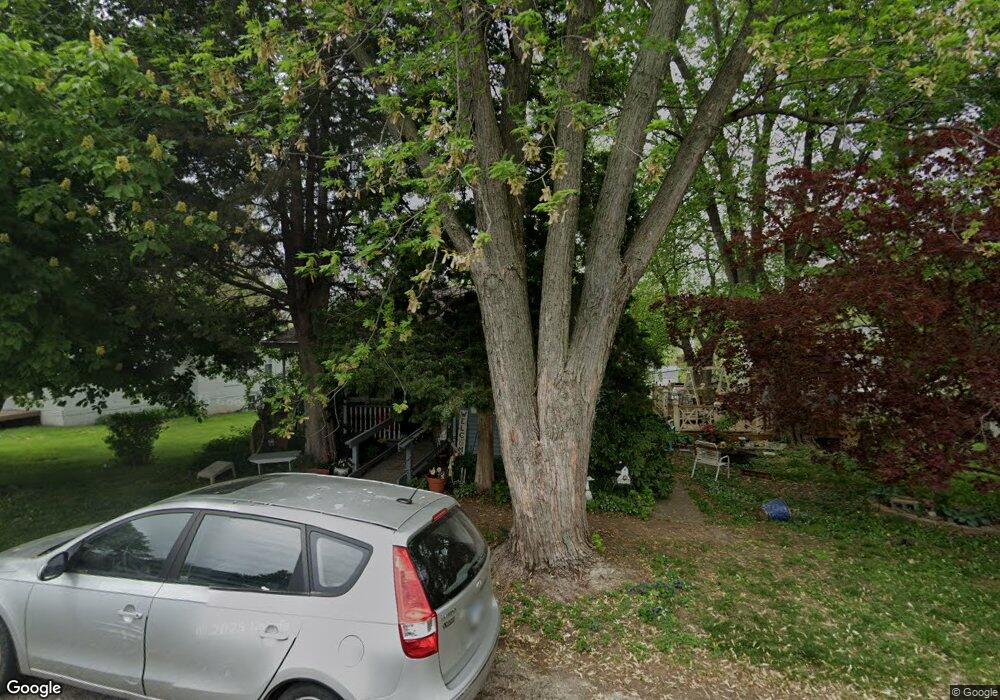 111 Oscar St, Lincoln, IL 62656 - photo 1