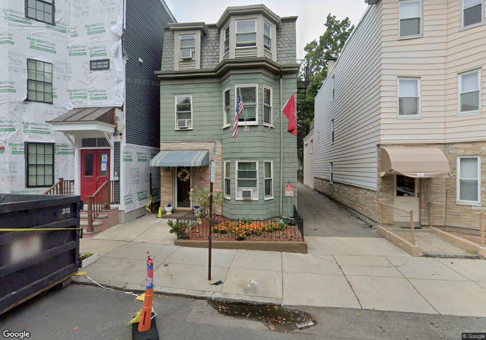 544 E 6th St, Boston, MA 02127 - photo 1