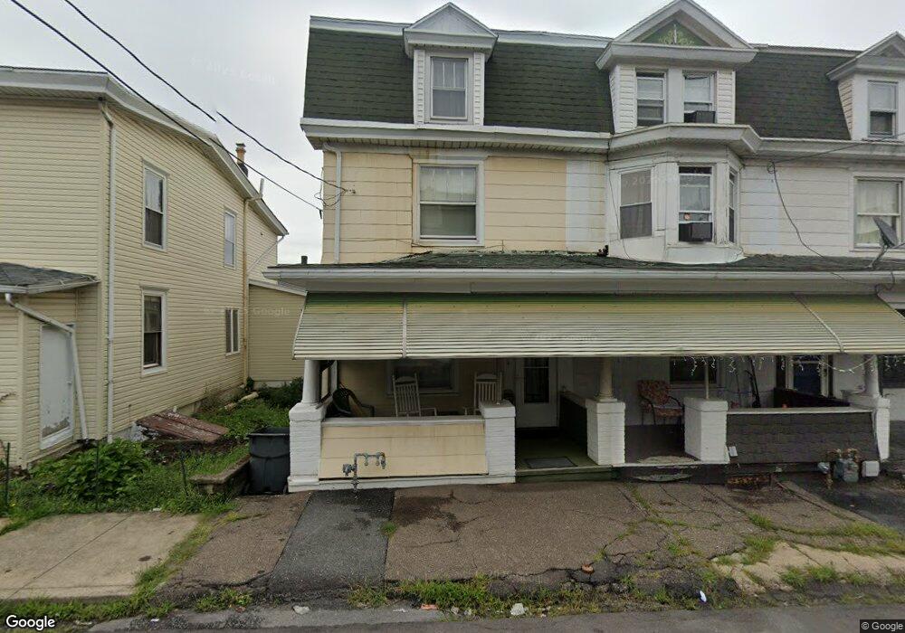 407 E Chestnut St, Hazleton, PA 18201 - photo 1