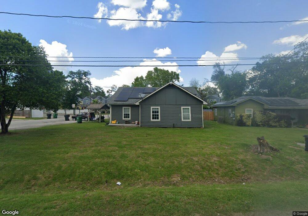 356 Delz St, Houston, TX 77018 - photo 1