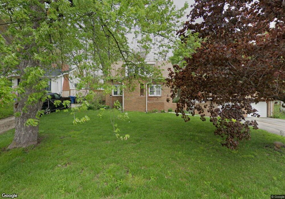 825 Maxwelton Dr, Des Moines, IA 50315 - photo 1