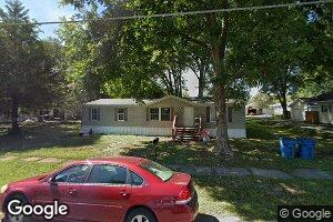 805 S Emma St, Christopher, IL 62822