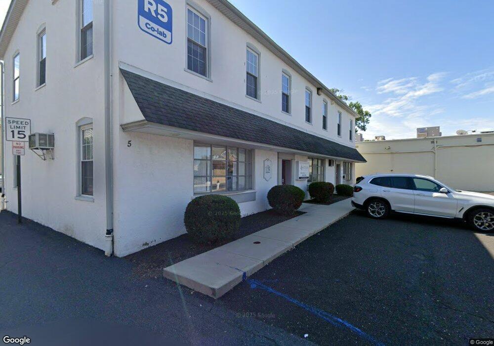 5 N Cannon Ave, Lansdale, PA 19446 - photo 1