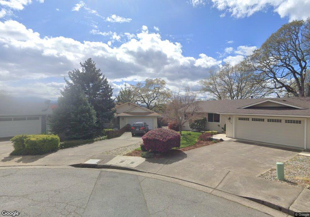 1219 NE Eliza Dr, Grants Pass, OR 97526 - photo 1