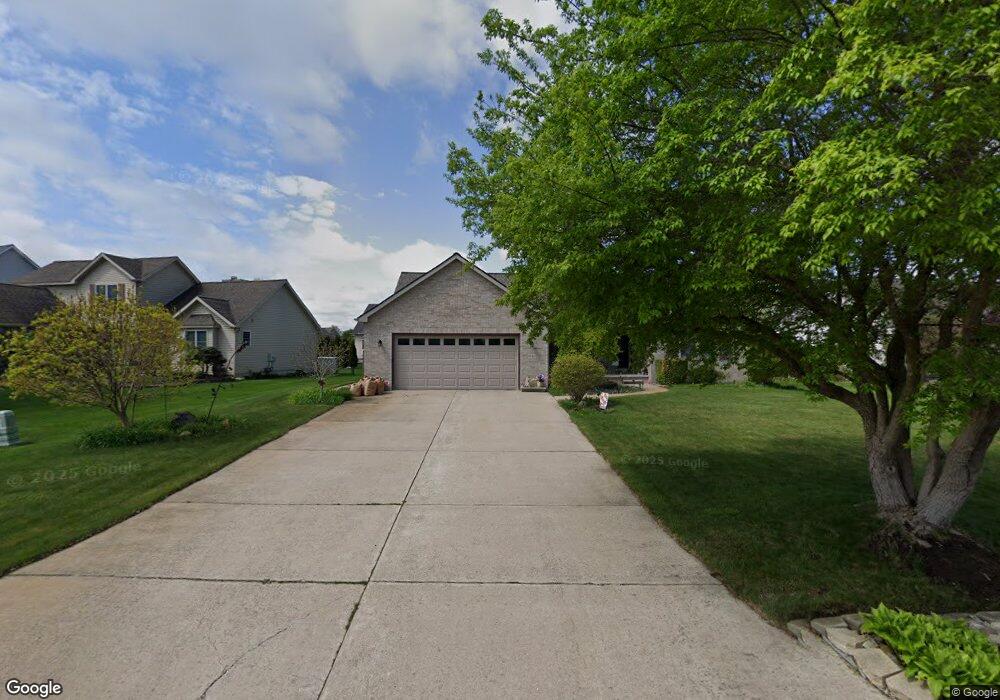 5025 Wyndemere Square, Swartz Creek, MI 48473 - photo 1