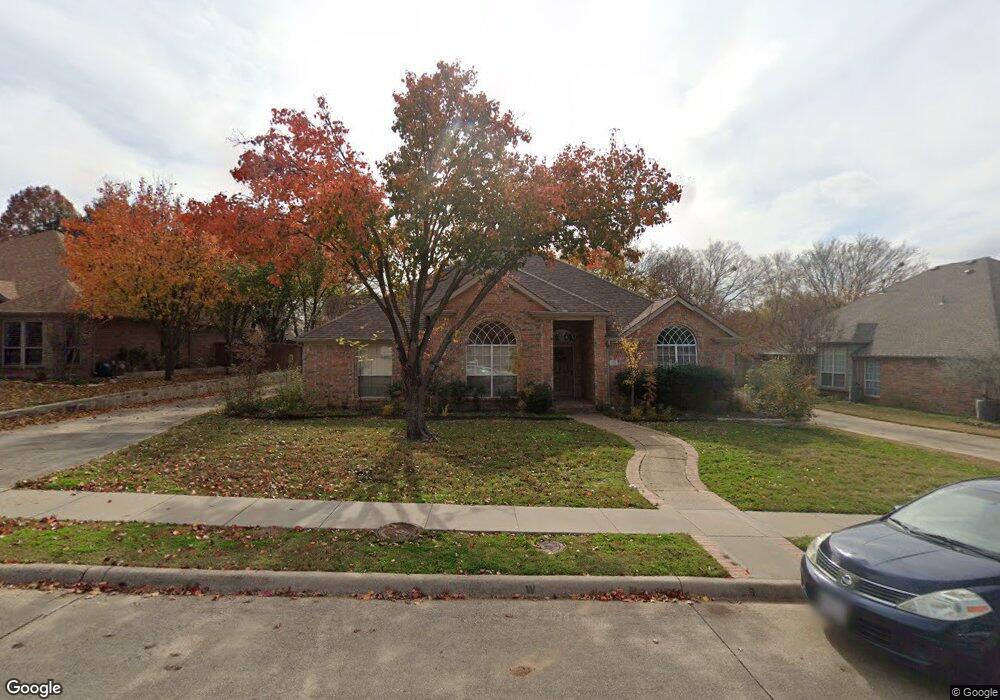 916 Providence St, Denton, TX 76205 - photo 1