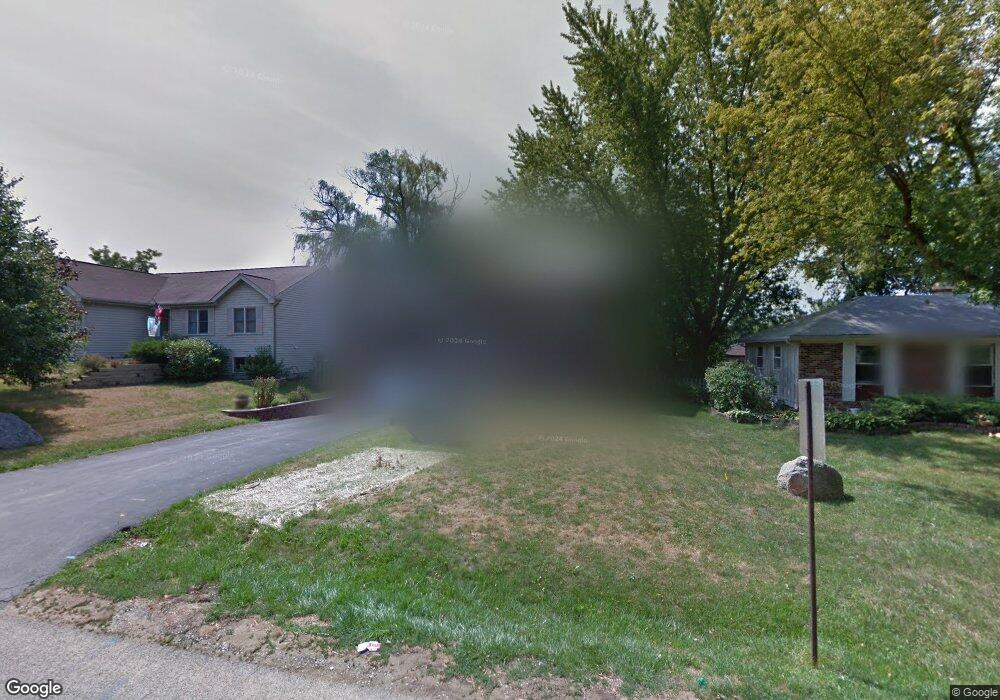 4 Pheasant Trail unit 1, Lake In the Hills, IL 60156 - photo 1