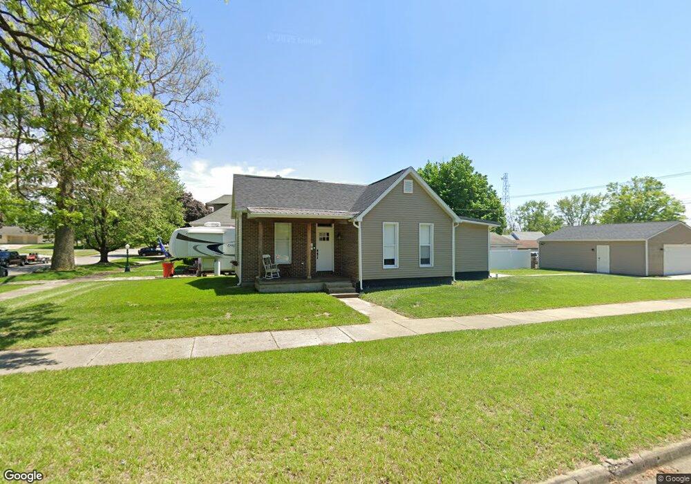 1221 Edgar Ave, Mattoon, IL 61938 - photo 1