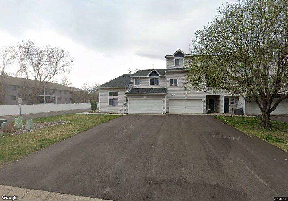 10700 Tamarack St NW unit 8, Coon Rapids, MN 55433 - photo 1