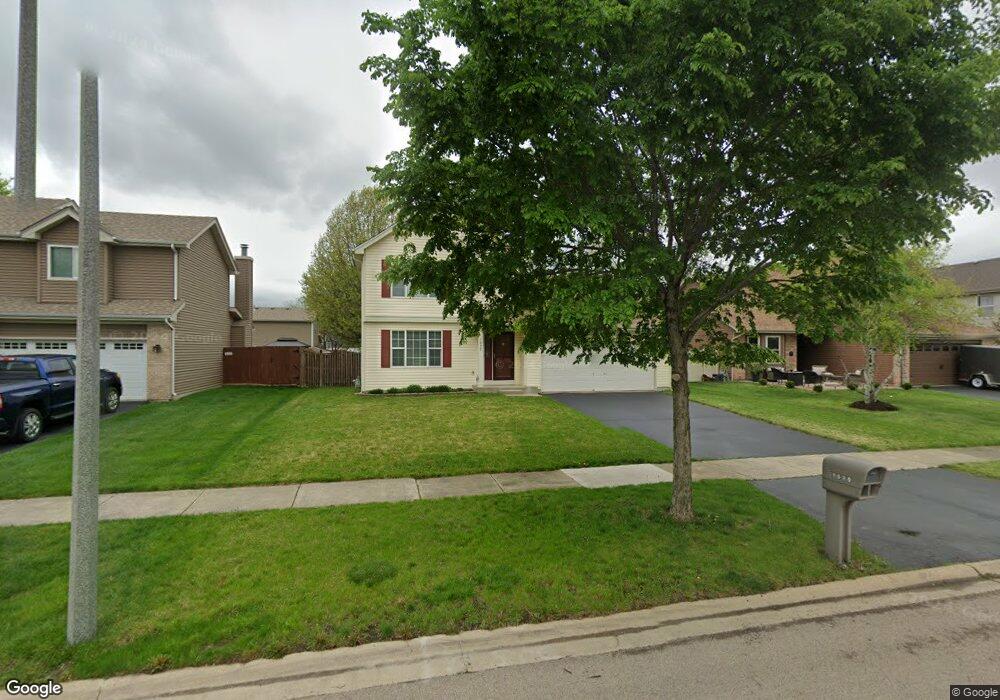 1030 N Commonwealth Ave, Aurora, IL 60506 - photo 1
