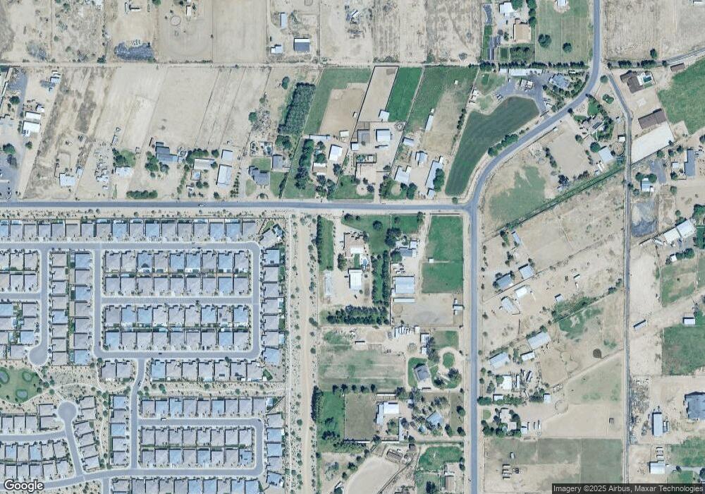 911 W Lenora Way, Queen Creek, AZ 85140 - photo 1