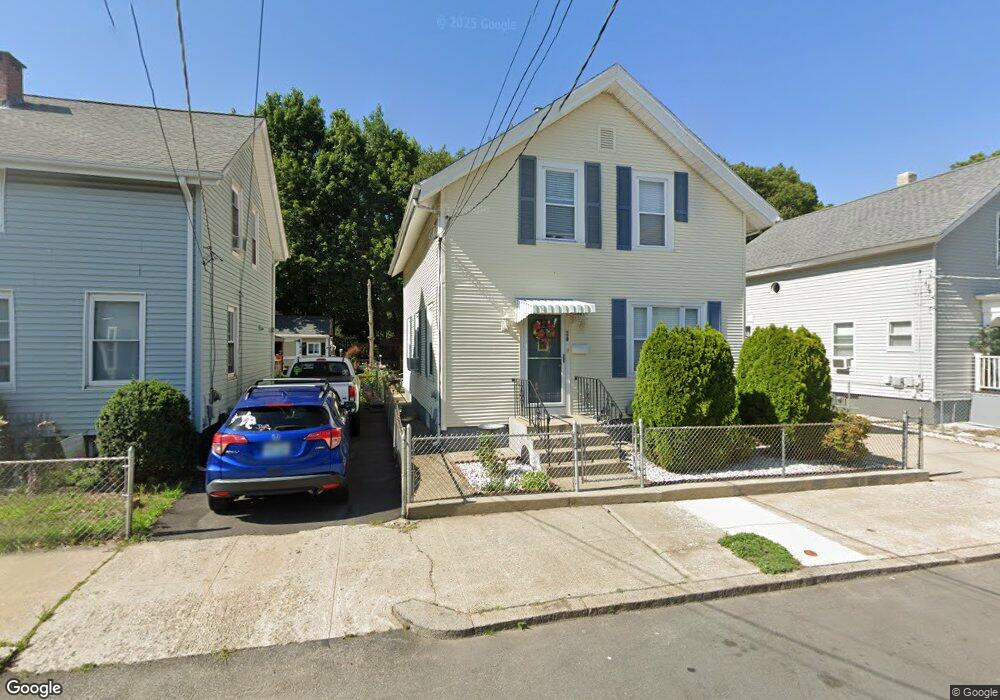 20 Beecher St, Pawtucket, RI 02860 - photo 1