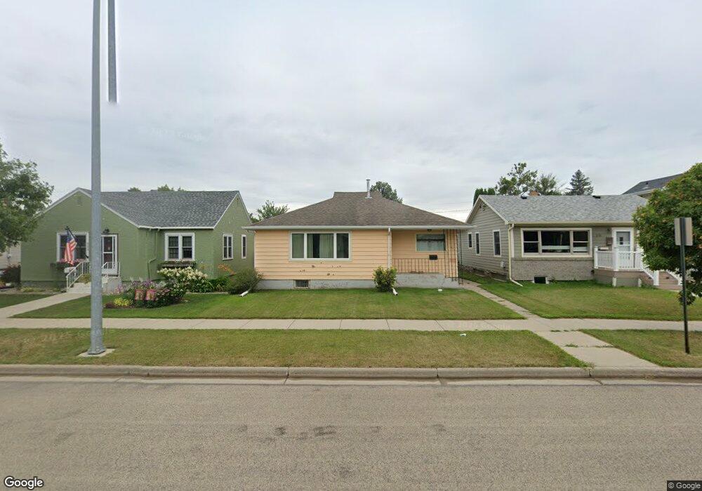 518 3rd St SE, Jamestown, ND 58401 - photo 1