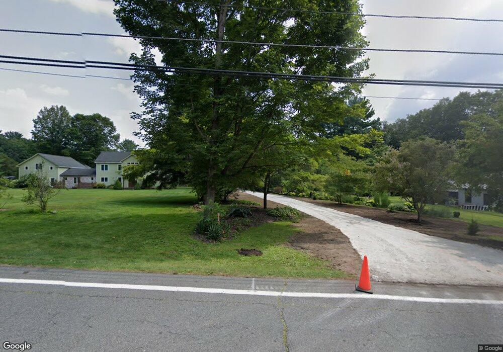 193 Under Mountain Rd unit 195, Salisbury, CT 06068 - photo 1