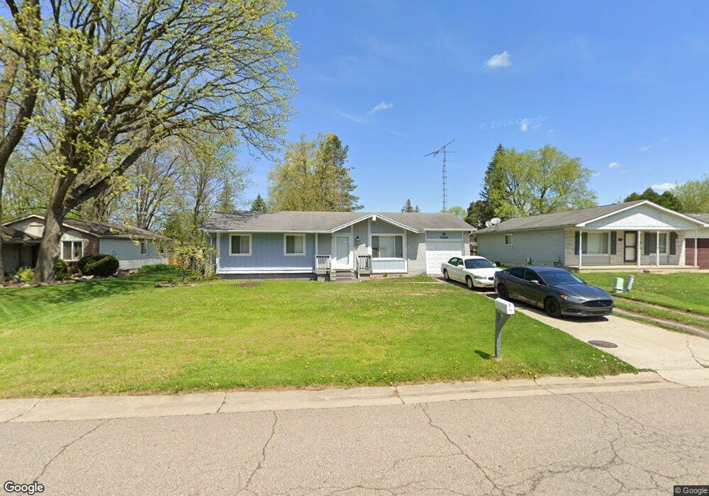 5466 Meadowcrest Dr, Flint, MI 48532 - photo 1