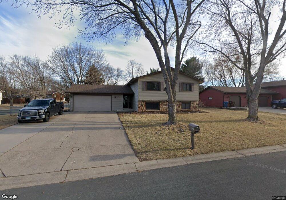 10565 99th Place N, Maple Grove, MN 55369 - photo 1