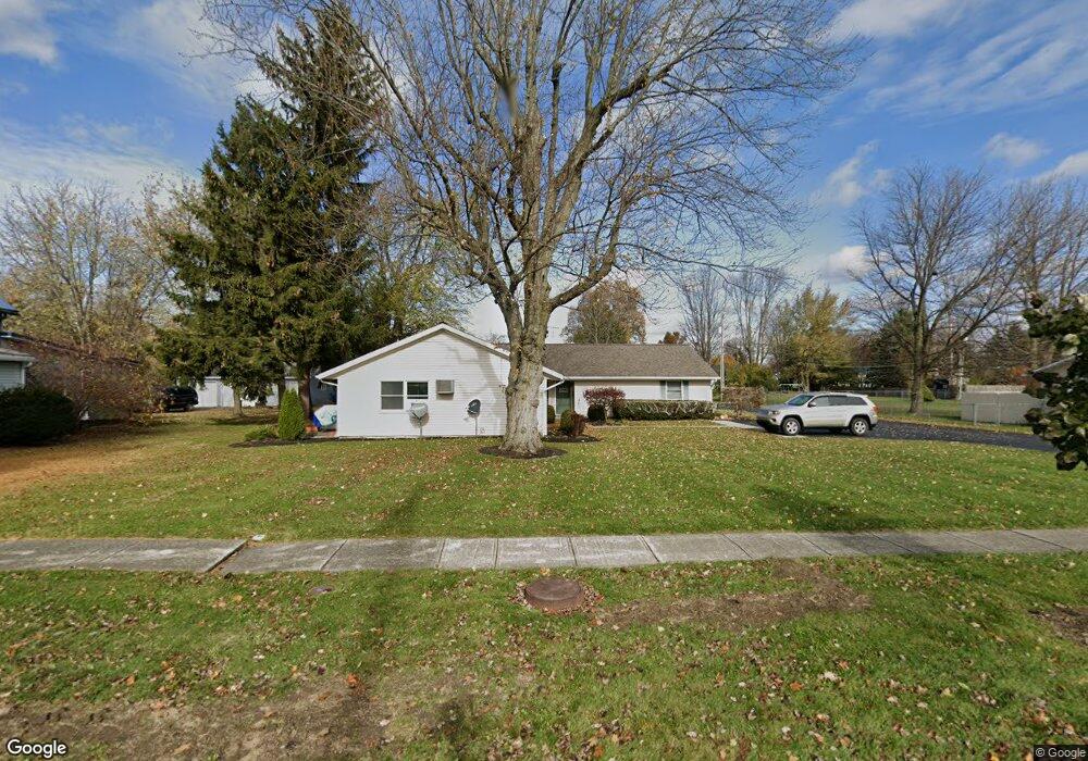 414 W Buckeye Ave, Ada, OH 45810 - photo 1