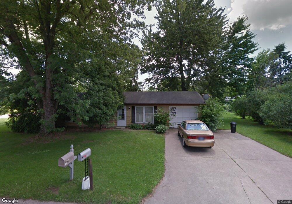 712 Pleasant Ln, Lagrange, IN 46761 - photo 1