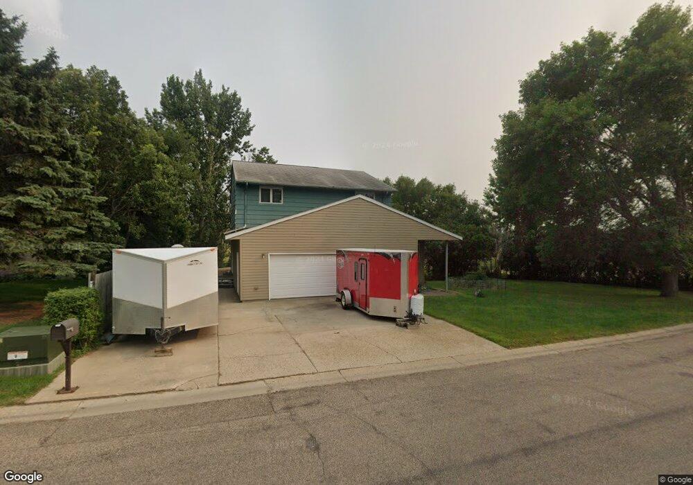1211 9th St SW, Jamestown, ND 58401 - photo 1