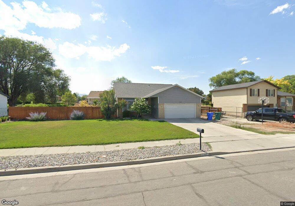 12402 S 1510 W, Riverton, UT 84065 - photo 1