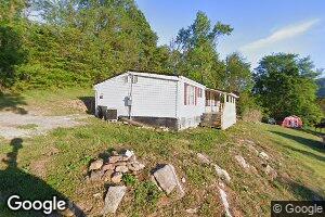 116 Hilltop St, Rich Creek, VA 24147