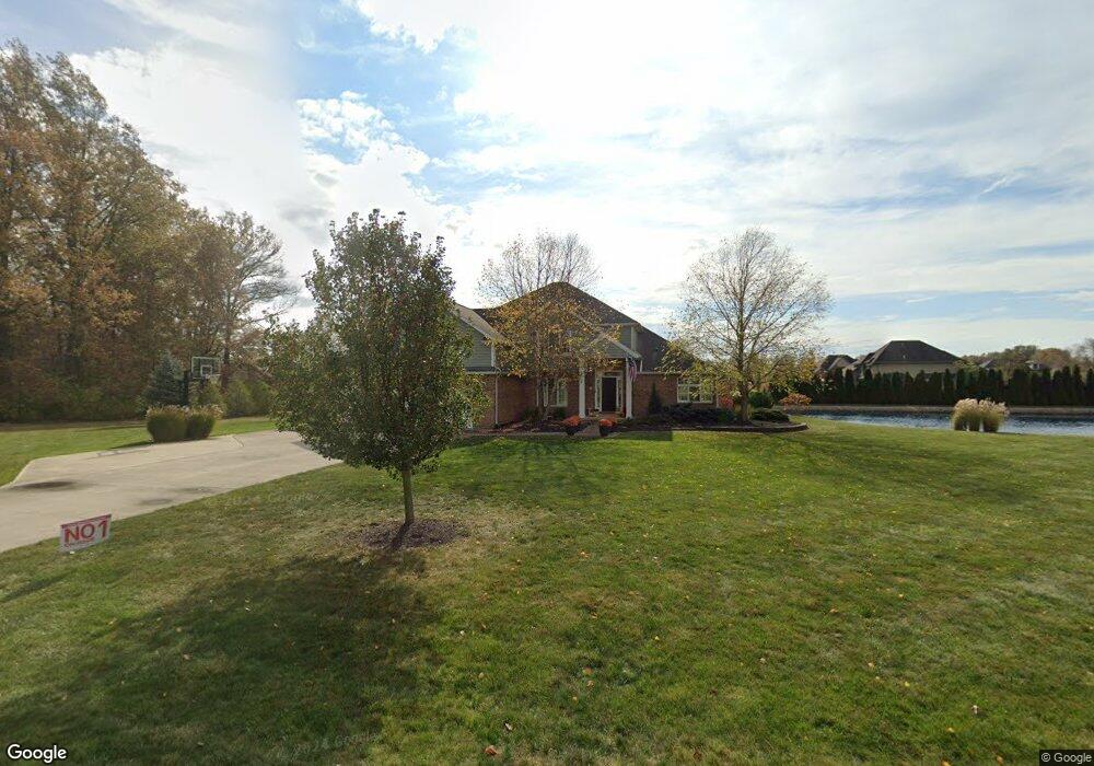 4399 Wintergreen Dr, Lima, OH 45805 - photo 1