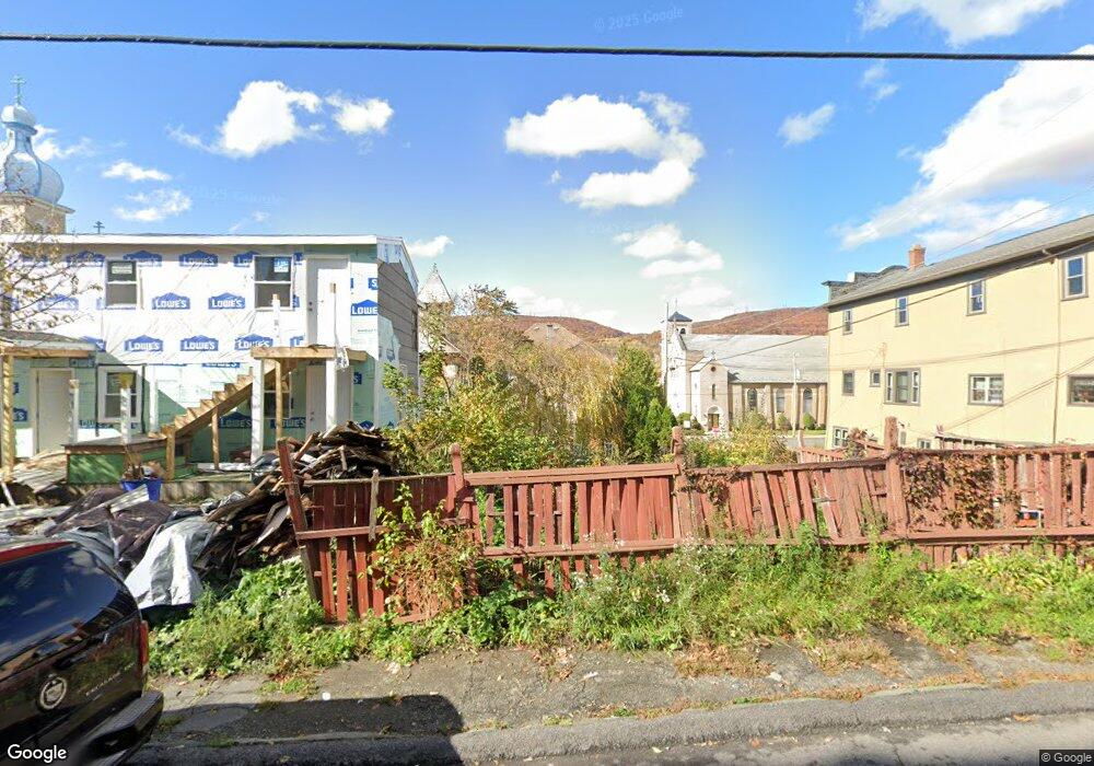 203 Susquehanna Ave unit 205, Olyphant, PA 18447 - photo 1