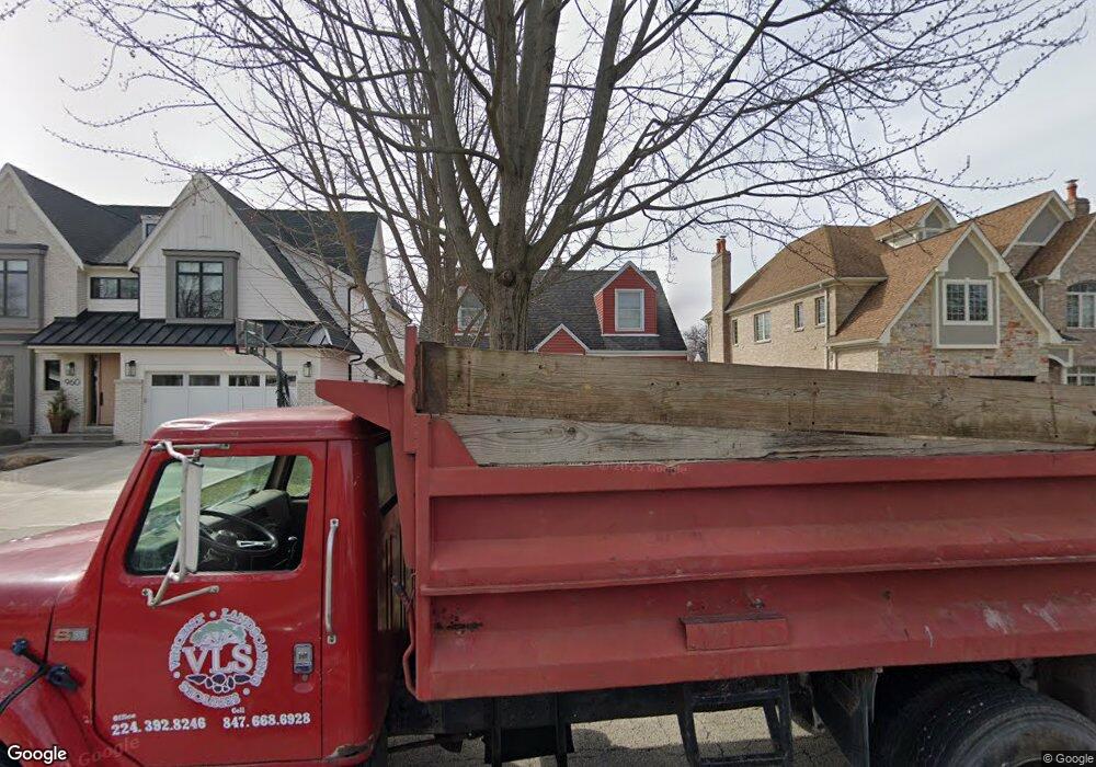 956 S Mitchell Ave, Elmhurst, IL 60126 - photo 1