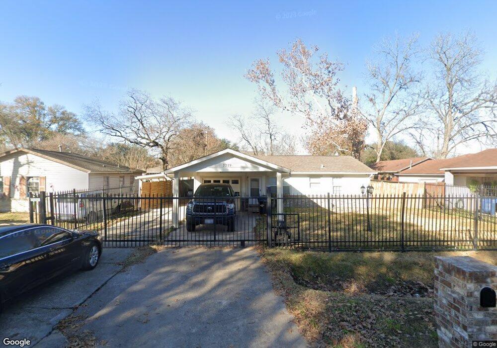 2219 Mooney Rd, Houston, TX 77093 - photo 1