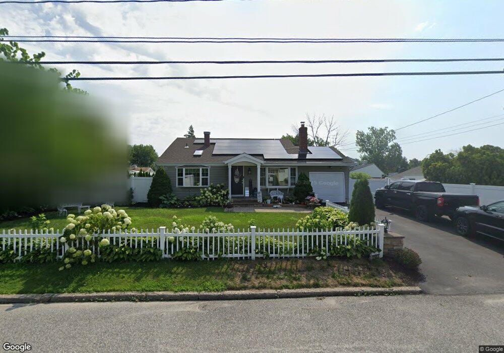 3103 Chestnut Ave, Medford, NY 11763 - photo 1