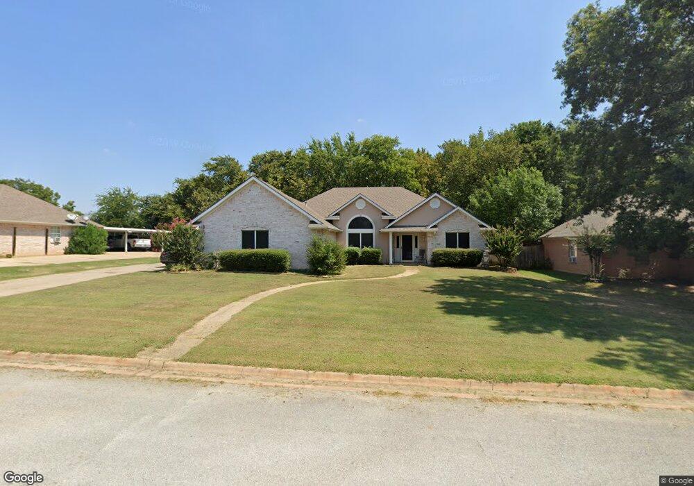 109 Ginger Dr, Pottsboro, TX 75076 - photo 1