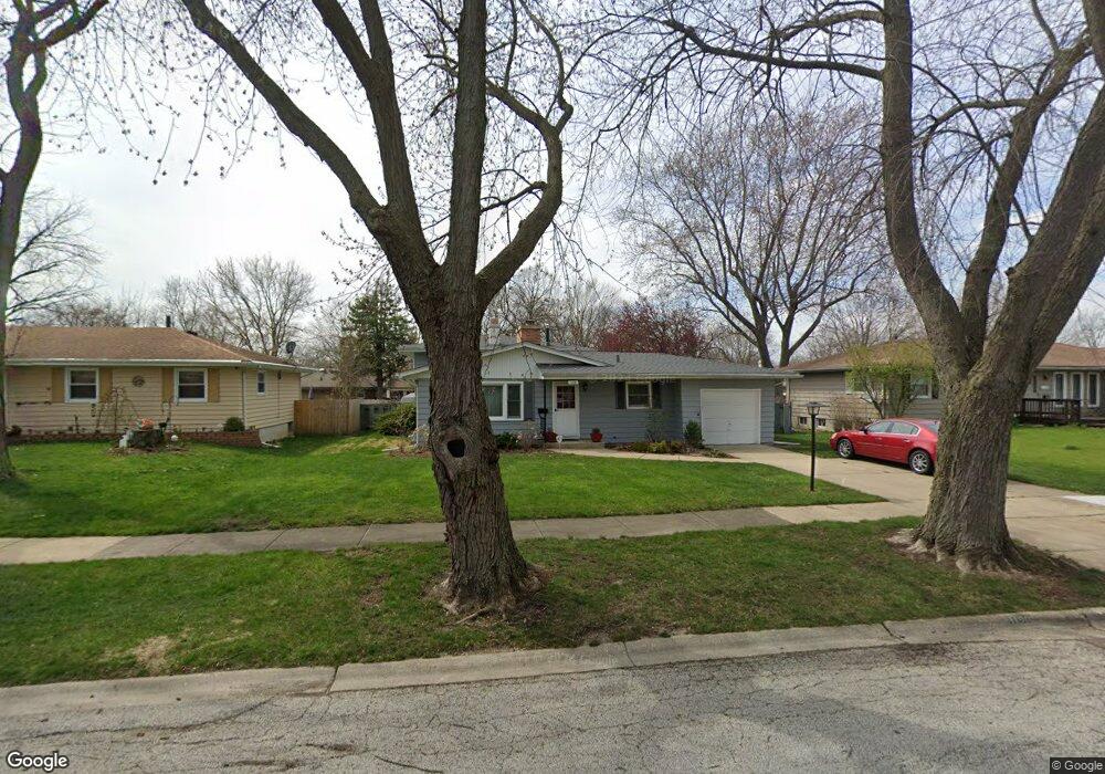 1120 Laurel Dr, Aurora, IL 60506 - photo 1