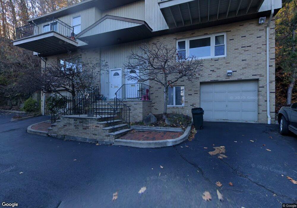 33 Hooks Ln unit 6, Edgewater, NJ 07020 - photo 1