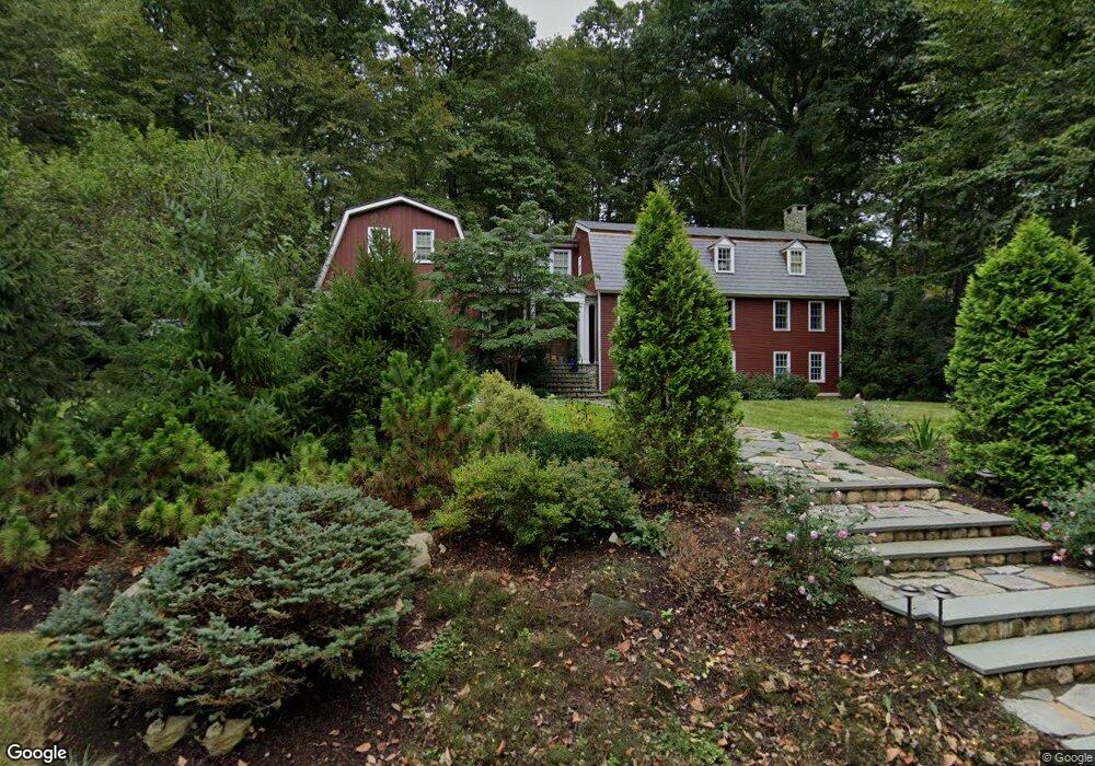 15 Old Stone Bridge Rd, Cos Cob, CT 06807 - photo 1