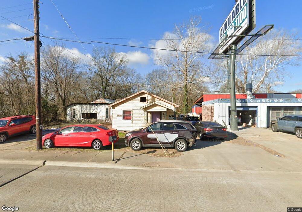 1114 S Lake Dr, Texarkana, TX 75501 - photo 1