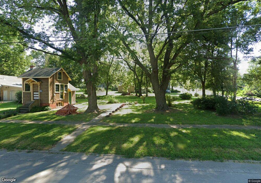 407 S Mathew St, Shenandoah, IA 51601 - photo 1