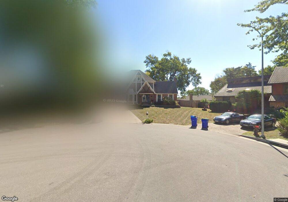 7019 Bradshaw St, Shawnee, KS 66216 - photo 1