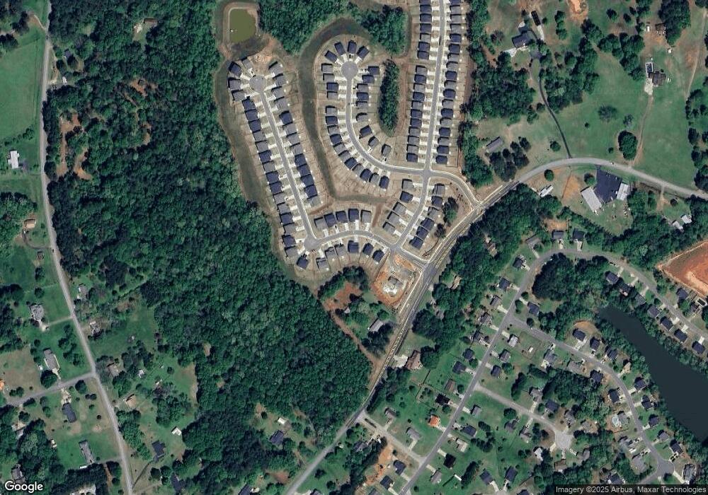 75 Hackberry Ave, Commerce, GA 30529 - photo 1