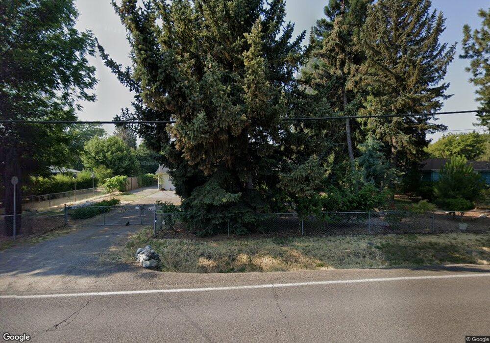 751 Beall Ln, Central Point, OR 97502 - photo 1