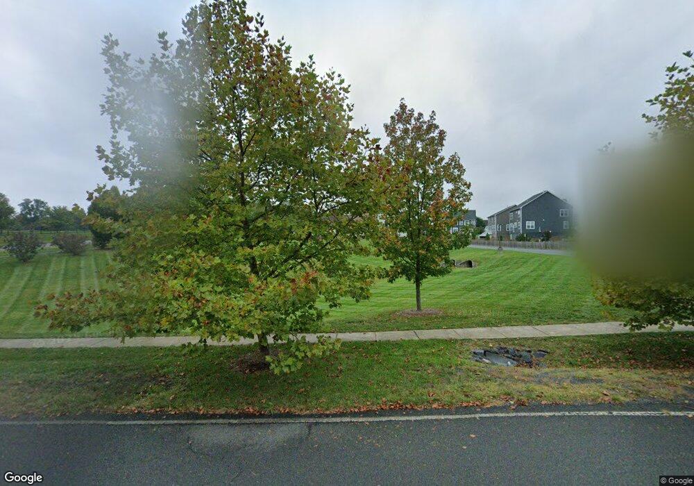 812 Yaxley Dr, Purcellville, VA 20132 - photo 1