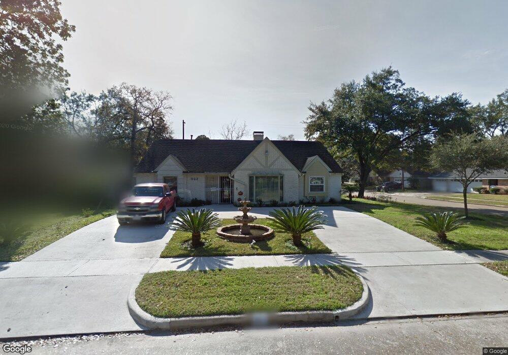963 Curtin St, Houston, TX 77018 - photo 1