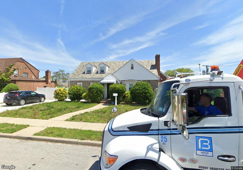 53 Jefferson St, Franklin Square, NY 11010 - photo 1