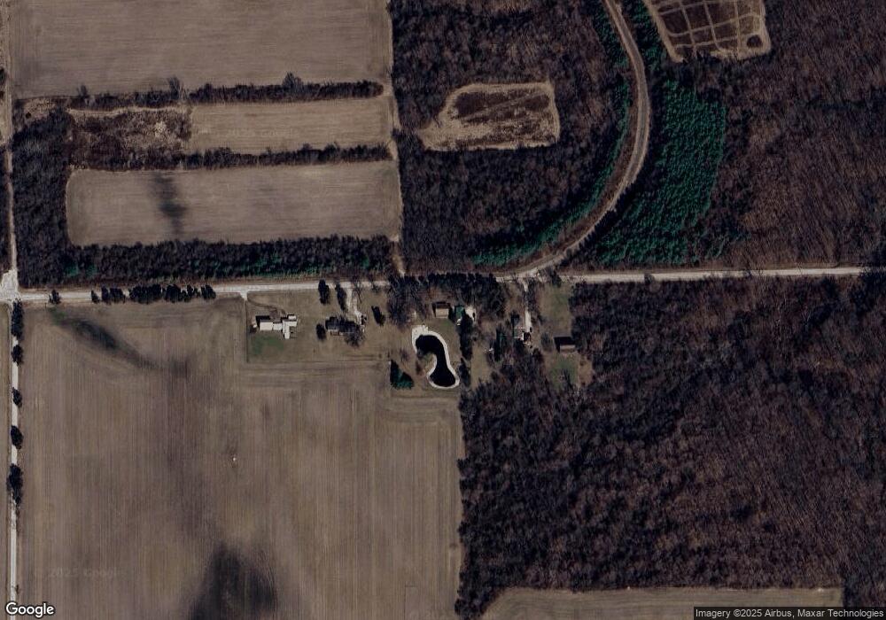 261 E Division Rd, Huntington, IN 46750 - photo 1