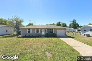 2014 Forest Dr, Carthage, MO 64836