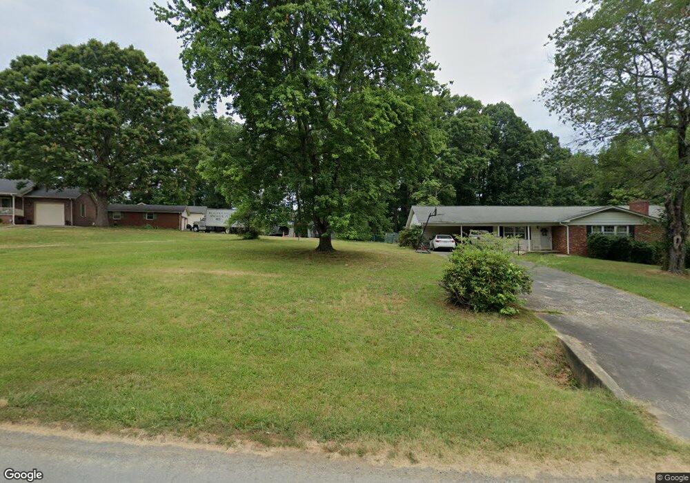 429 Henry Parrish Rd, Asheboro, NC 27205 - photo 1
