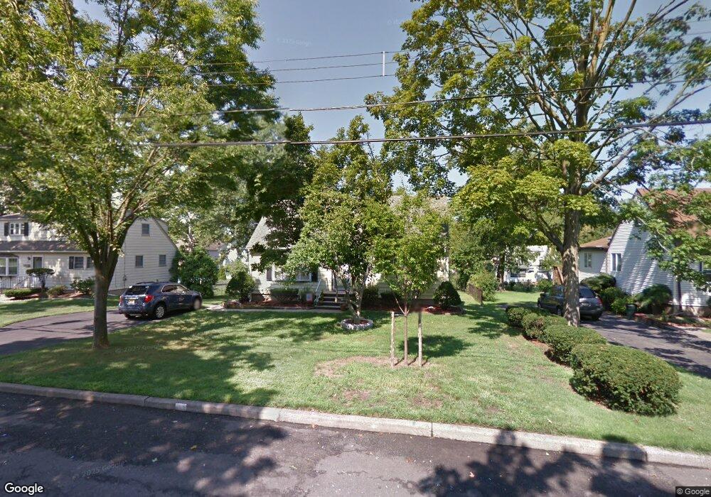 259 Wedgewood Dr, Paramus, NJ 07652 - photo 1