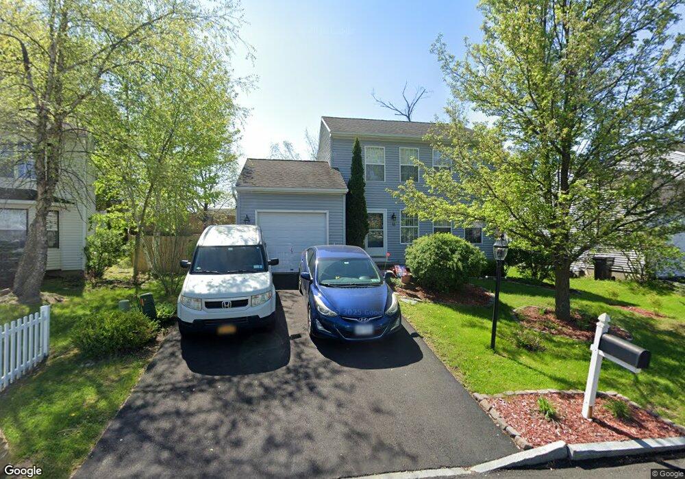 18 Cobblestone Ln, Troy, NY 12180 - photo 1